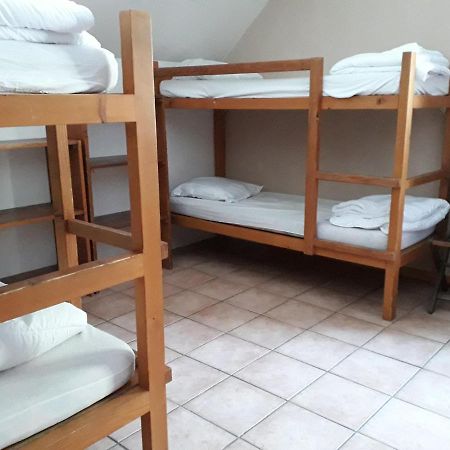 Hotel Les Pinées à Châteauroux-les-Alpes Extérieur photo