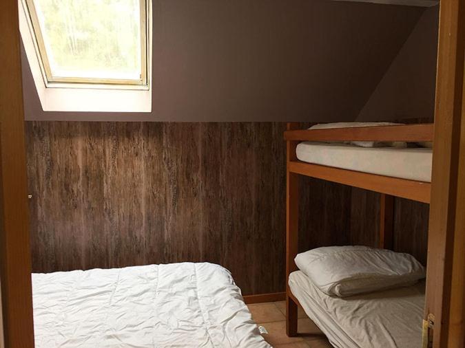 Hotel Les Pinées à Châteauroux-les-Alpes Extérieur photo